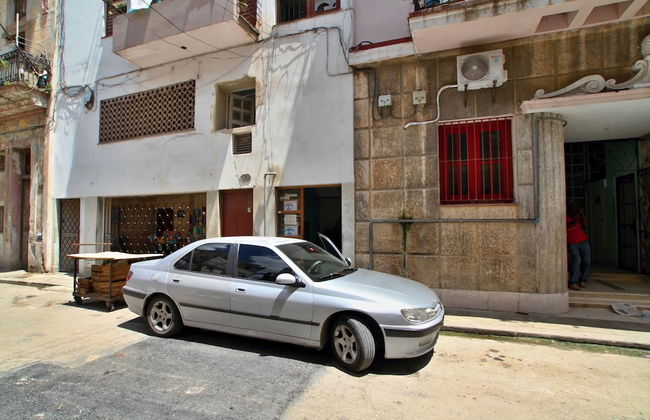 Aparthotel in Havana - Photo 21