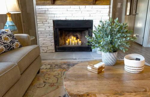 Charming Riverfront Home - Casa Topo @ SparrowBend - Foto 49