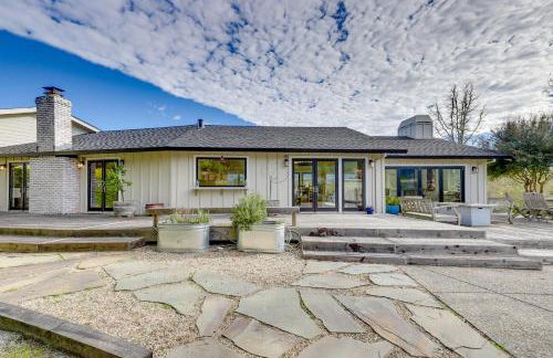 Tranquil Santa Rosa Home with Private Pool and Views! - Foto 32