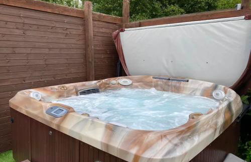 Luxury property - Swimming Pool, Outdoor Kitchen, Games Room & Hot Tub - Foto 4