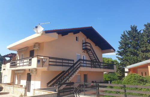 Zana Apartments - Photo 2