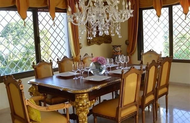 Unique Luxurious and Palacial Villa - Foto 15