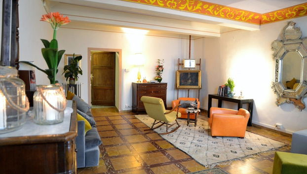 Coin salon dans le hall