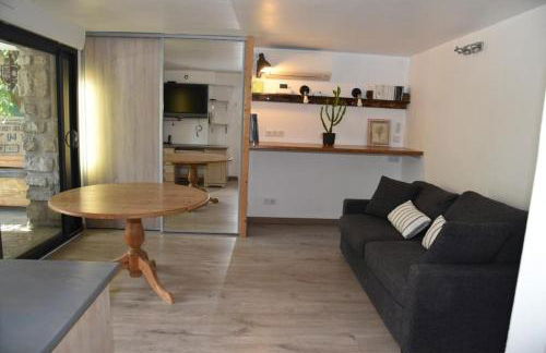 Rez de chaussée de Villa Marseille 9ème - Foto 3