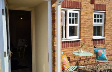 The Shambles by Spires justn3 miles from Birches Valley visitors centre home to MTB trails Follow the Dog and the Monkey Trail - Foto 1