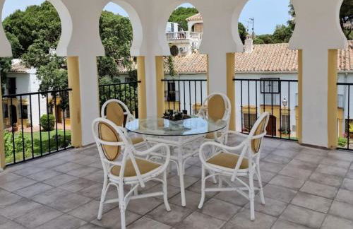 Elviria beach apartment in Marbella - Photo 13
