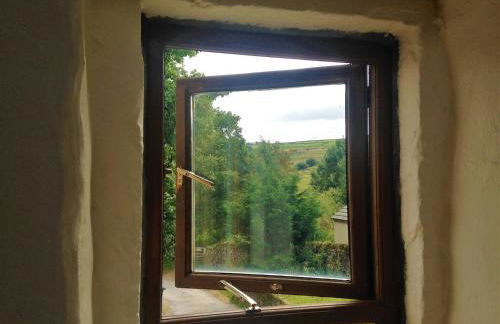 Bijou Cottage in Brontë Country with Wood-burning Stove & Hot Tub Spa - Foto 21