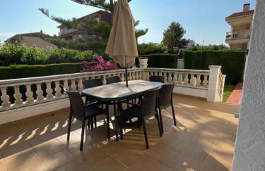 Wifi, Aire Acondicionado y playa a dos minutos a pie - Photo 13