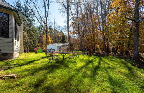 Heated Indoor Private Pool Stream Front Game Room - Photo 37