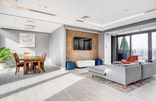 Blueground LIC gym balcony nr MoMA PS1 NYC-1659 - Foto 23