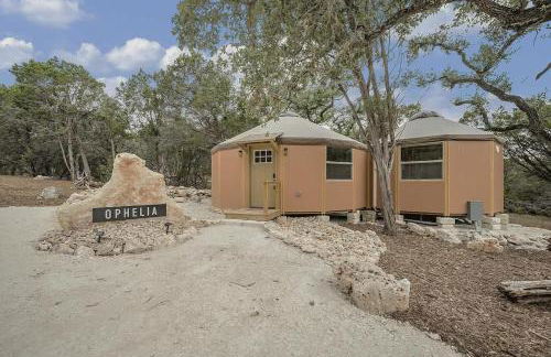 Ophelia Luxury Yurt-Cabin - Canyon Lake - Hot Tub - Foto 2