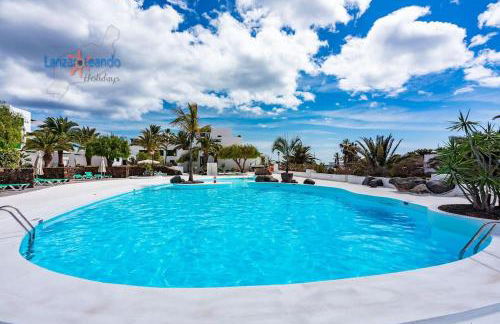 House of the Horizon Playa Las Cucharas VV penthouse with sea & pool view AIRCON - Foto 26