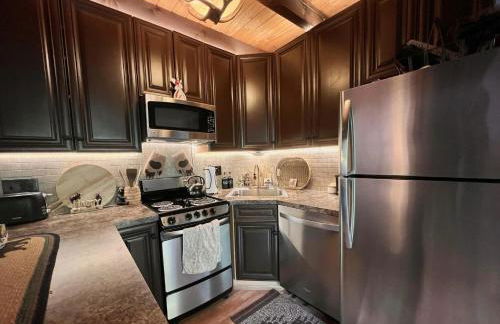 Hideout Pocono Chalet - Foto 5