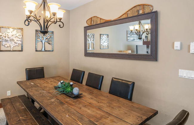 I Spy - Cozy Pet Friendly, Ski In/Ski Out Condo with Private Hot Tub - Photo 29