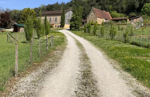 Séjour au cœur de la Dordogne avec piscine et terrasse - FR-1-616-260 - Foto 13