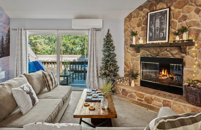 Slopeside Escape by Avantstay Walk to Ski Lifts Arcade Games Shuffleboard - Foto 1