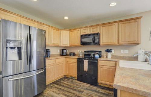 Silver Outpost Near Peterson SFB & Game Lounge - Foto 5