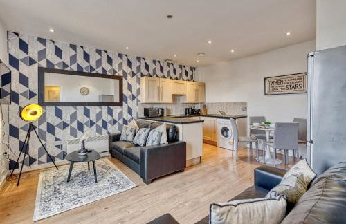 Cosy Central 2-Bed Flat City View & Parking - Foto 1