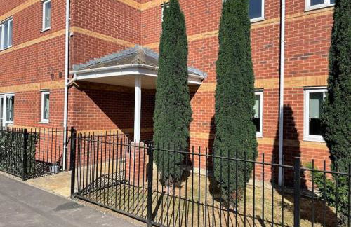 Large 2 bedroom apartment, 4 beds one 1 en-suite, Free parking Nr Chelt Elmore and Quays - Foto 33