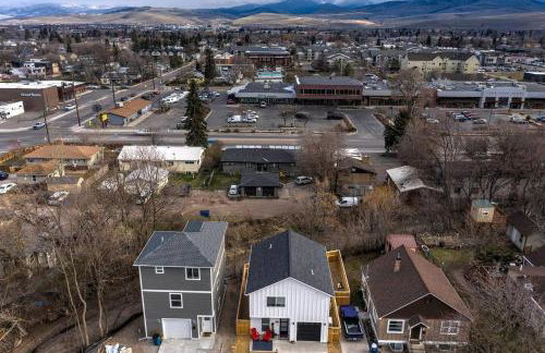 Modern abode in Central Missoula! - Foto 29