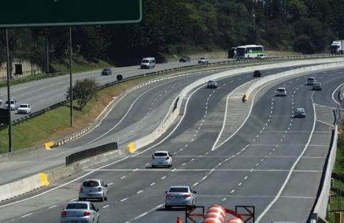 Casa com Piscina, Churrasqueira e Quartos amplos - Foto 72