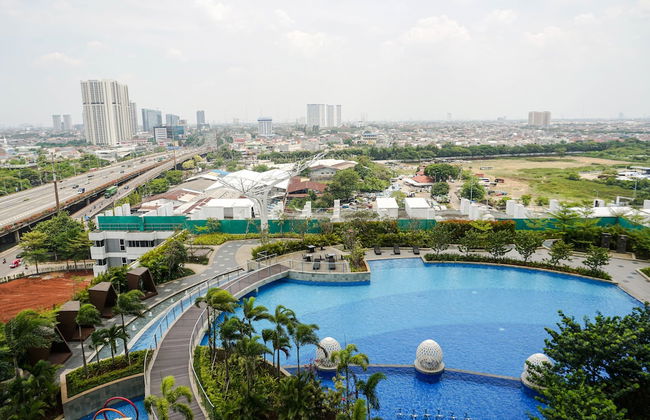 Relax and Comfy with Pool View @ Studio West Vista Apartment - Foto 17