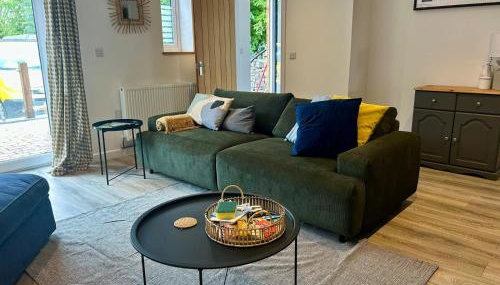 8 - Mouse Hole - Vast dog friendly garden with hot tub - Foto 2