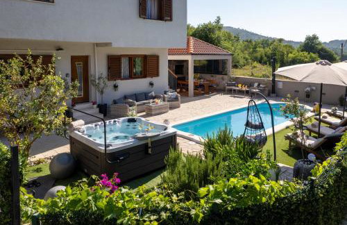 Luxury Villa Ivona Pool, Jacuzzi, Sauna & Privacy - Foto 5