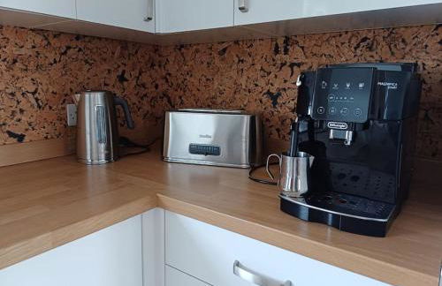 Arundel Central Apartment with parking - Foto 1