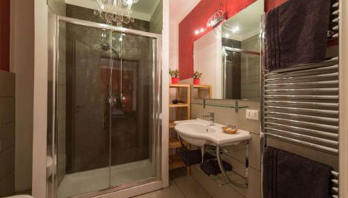 Il Pozzo e l'Ulivo - just 200 meters from the Metro - - Foto 3