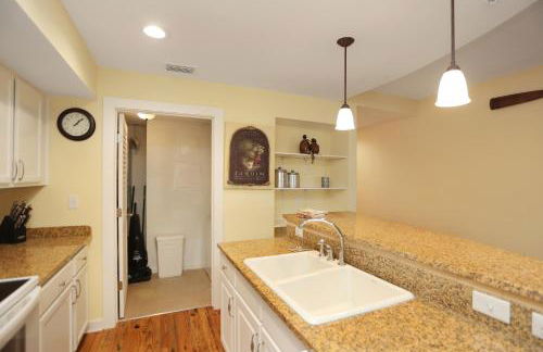 Club at Mexico Beach 2J by Pristine Properties Vacation Rentals - Foto 7