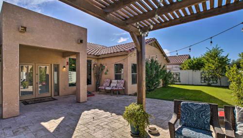 2 Mi to South Mtn Park! Snowbird Retreat with Patio - Foto 1