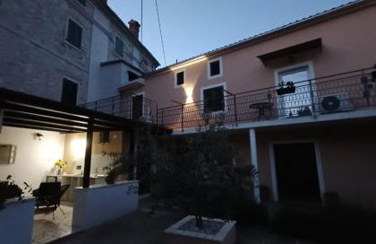 Casa Šimeti Charming Mediterranean Home near Poreč with Private Garden & Free Parking - Photo 42