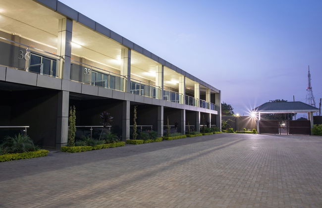 Fallsway Suites - Photo 1