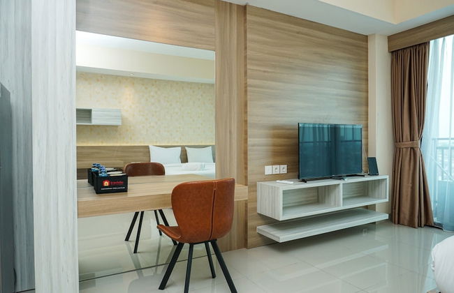 Cozy Studio Apartment at Nine Residence connected to Mall - Foto 8