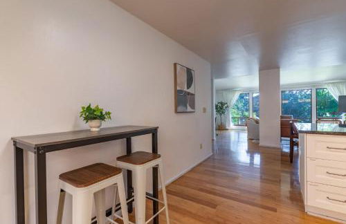 5BR Gem Walk to Microsoft and Near Redmond DT - Foto 25