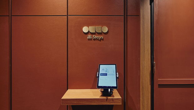 illi Enu Yotsuya - Foto 2, Recepción