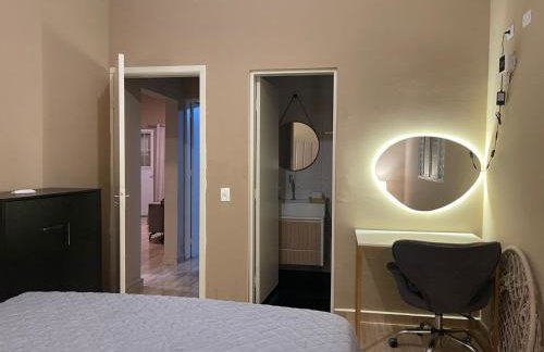 Casa Praia Grande 5min praia, 2 vagas, wi fi , 3 banheiros , piscina grande , freezer extra gelo , churrasqueira , até 9 pessoas - Photo 11