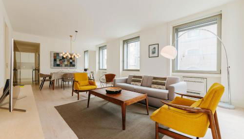 Lady Madonna in Lisboa Ciudad - Photo 4