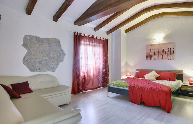 Villa in Lupoglav With Pool Near the Sea - Foto 6