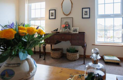 Saintfield Centre - Sleeps 8 - Garage & patio - Foto 33