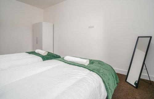 Airport - Town Centre - Train Station - Free Parking - Foto 28