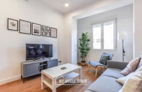 MyHouseSpain - Moderno piso en Embajadores - Photo 1