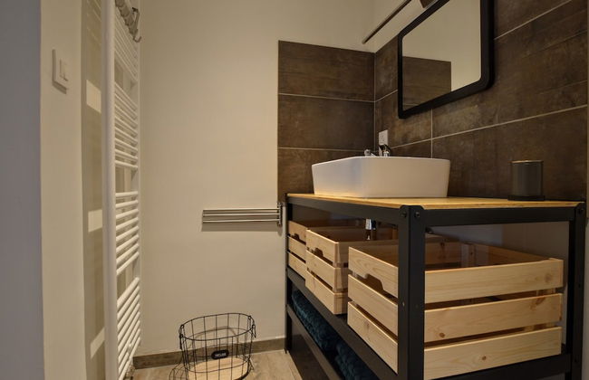 Luxurious Cottage in Aywaille with Sauna & Hot Tub - Photo 21