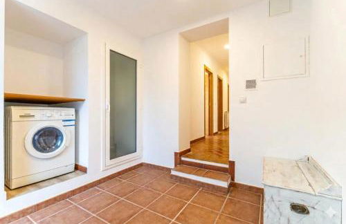 Blau Mar, 5 bedroom beach villa with private pool Miami Playa Costa Dorada 100m from the beach - Photo 30