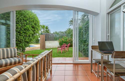 Bonita stay B Beach 1ªlínea, fibra, AA, BBQ, pool - Foto 9