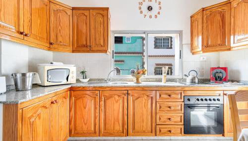 Apartment 3 bedrooms familieshi king routes WiFi - Foto 4, Other