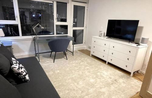 Self-catering fully equipped apartment in Vauxhall - Photo 13