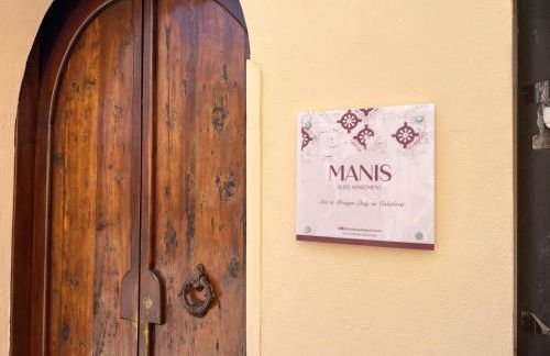 Manis Suite Apartment - Photo 7