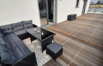 Modern Living Apartment with Sunset Terrace - Lift - Smart TV - XXL Terrasse - Foto 47